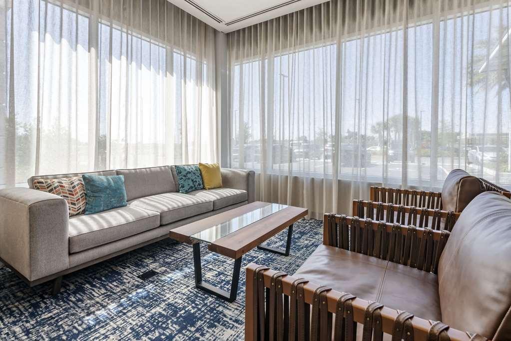 Cambria Hotel Orlando Airport Beltér fotó